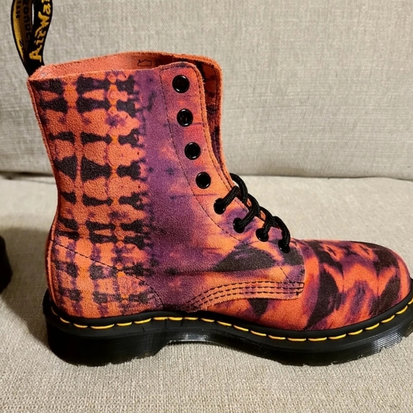 Dr. Doc Martens 1460 Pascal Tie Dye Leather Lace Up Purple Combat Boots Size 7 - Picture 3 of 8